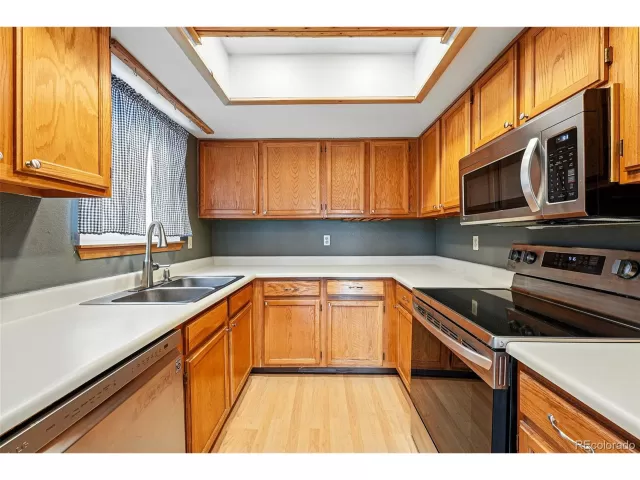 MLS: 9780523 Condo For Sale