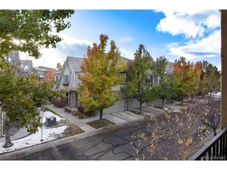 Photo #5: 9781813 Listing