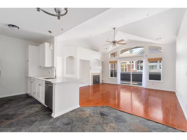 MLS: 9782398 Condo For Sale