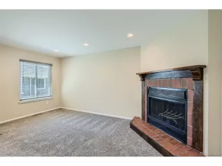 Photo #6: 9782435 Listing