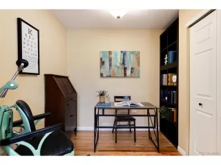 Photo #6: 9783323 Listing