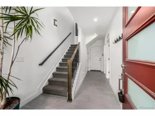 Photo #4: 9785586 Listing