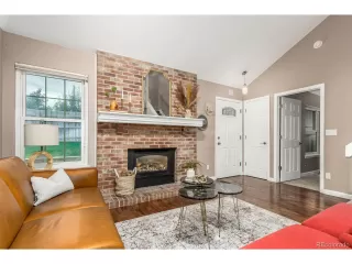 Photo #3: 9785779 Listing