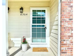 Photo #2: 9786508 Listing