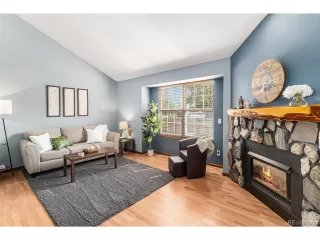 Photo #6: 9786508 Listing