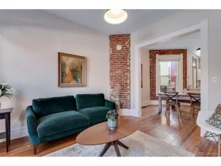 Photo #6: 9788787 Listing