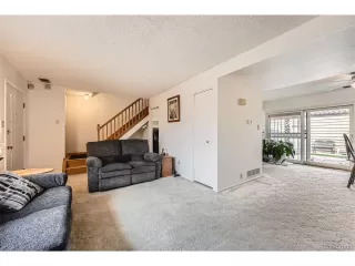 Photo #5: 9789997 Listing 