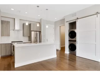 Photo #3: 9791900 Listing 