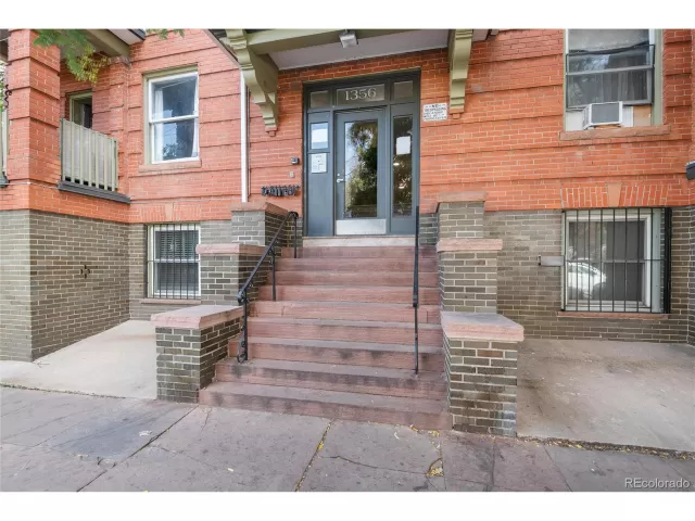 MLS: 9793084 Condo For Sale