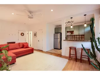 Photo #3: 9793084 Listing