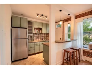 Photo #6: 9793084 Listing