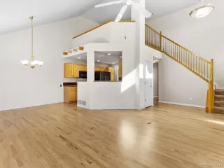 Photo #2: 9800121 Listing