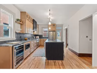 Photo #3: 9801184 Listing 