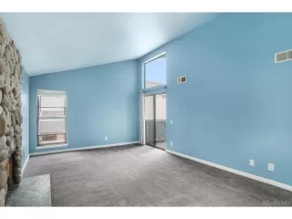 Photo #2: 9802594 Listing