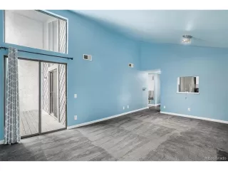 Photo #5: 9802594 Listing