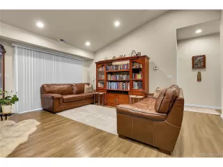 Photo #6: 9803257 Listing