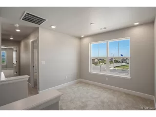 Photo #2: 9803538 Listing