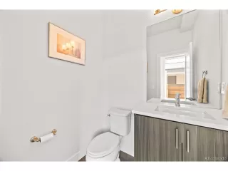 Photo #3: 9804960 Listing