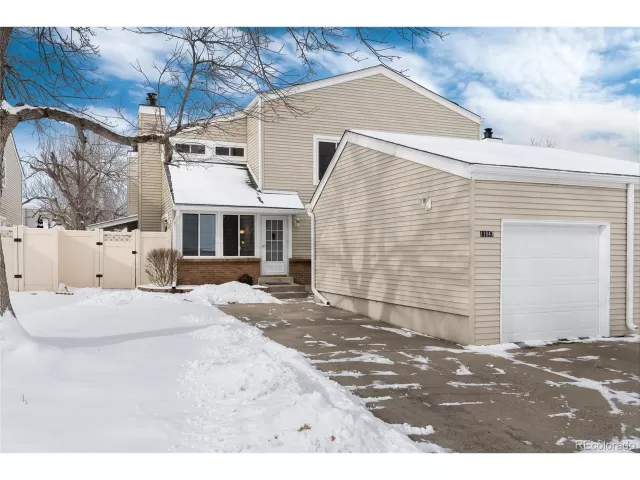 MLS: 9807631 Condo For Sale