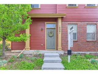 Photo #3: 9808454 Listing