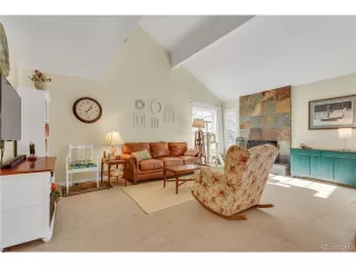 Photo #3: 9810136 Listing 