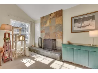 Photo #4: 9810136 Listing 