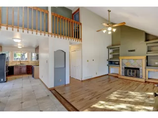 Photo #6: 9811488 Listing