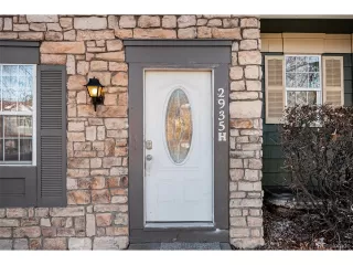 Photo #2: 9814111 Listing 