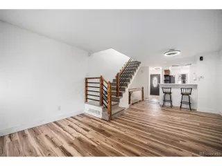 Photo #5: 9814111 Listing 