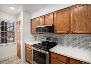 Photo #6: 9814111 Listing 