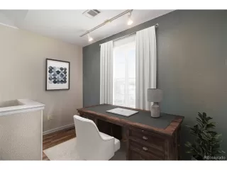 Photo #5: 9820451 Listing