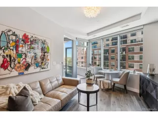 Photo #2: 9821077 Listing 