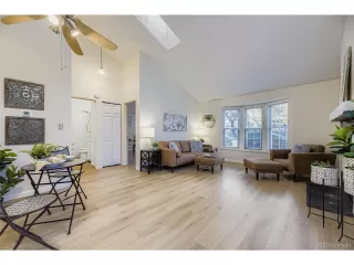 Photo #3: 9821397 Listing