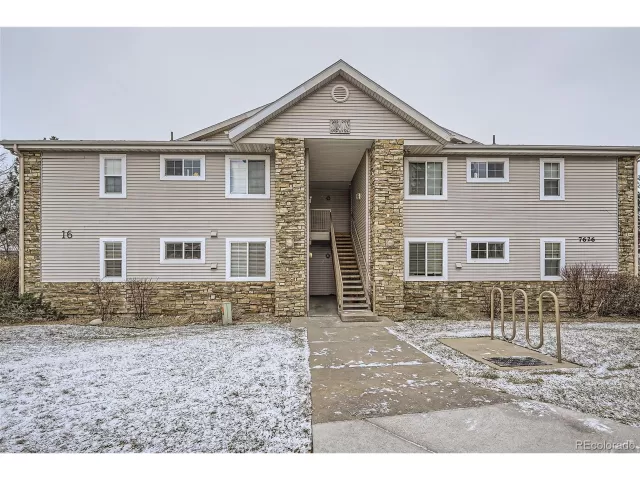 MLS: 9822120 Condo For Sale