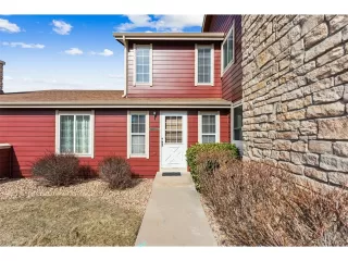 Photo #6: 9822147 Listing