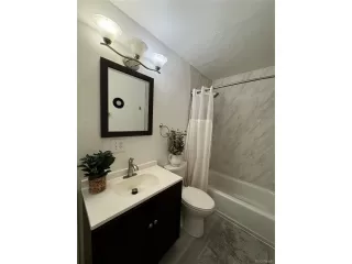 Photo #4: 9822180 Listing