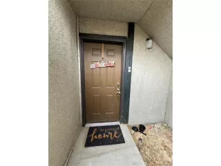 Photo #6: 9822180 Listing