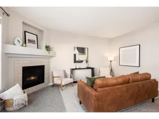 Photo #3: 9823905 Listing