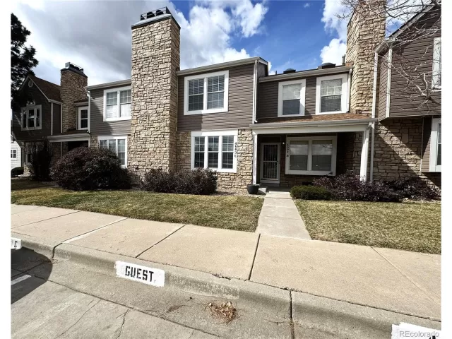 MLS: 9824600 Condo For Sale