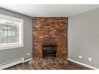 Photo #3: 9826997 Listing 