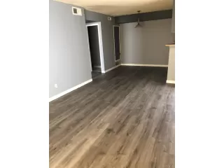 Photo #4: 9827787 Listing