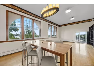 Photo #4: 9830009 Listing