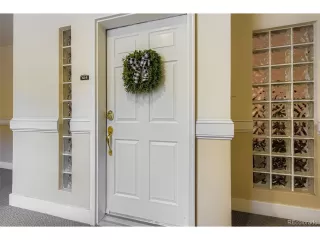 Photo #4: 9831232 Listing