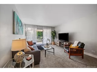 Photo #2: 9832622 Listing 