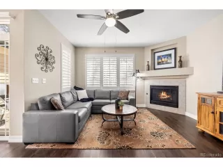 Photo #5: 9837916 Listing