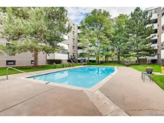 Photo #3: 9838854 Listing 