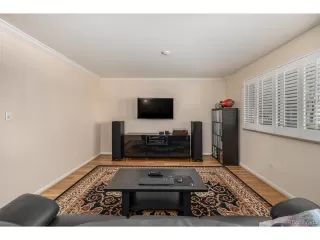 Photo #3: 9840170 Listing 