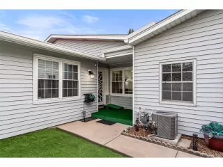 Photo #3: 9840603 Listing 