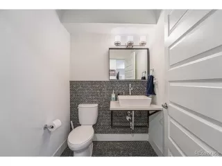 Photo #6: 9841156 Listing