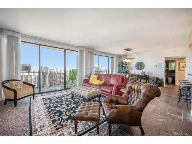 MLS: 9841373 Condo For Sale